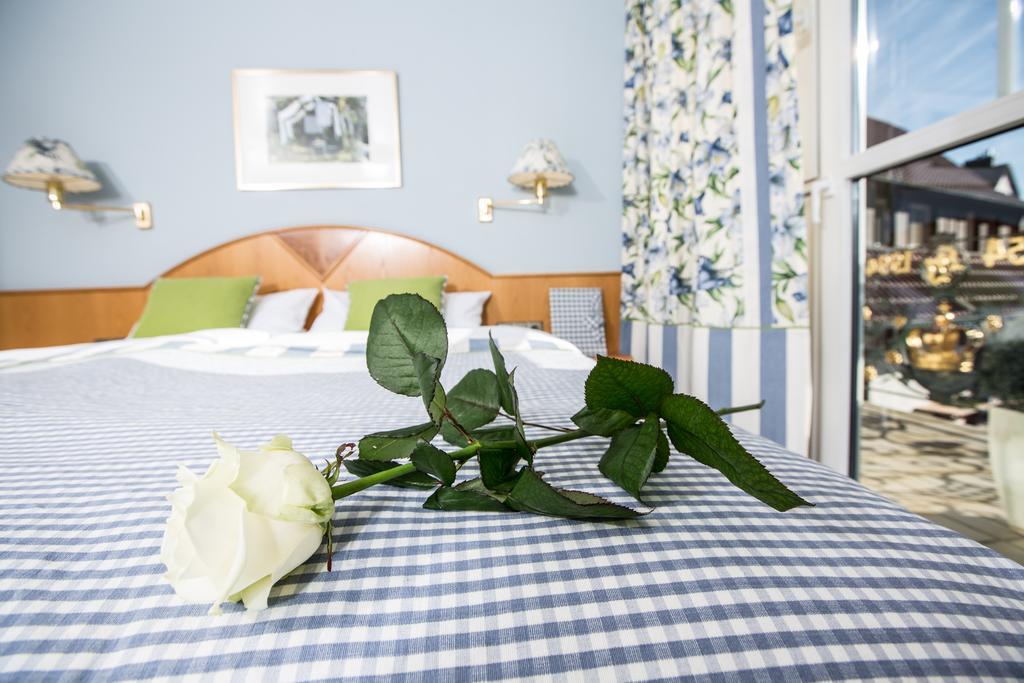 Landhotel Restaurant Zur Krone Gottenheim Quarto foto