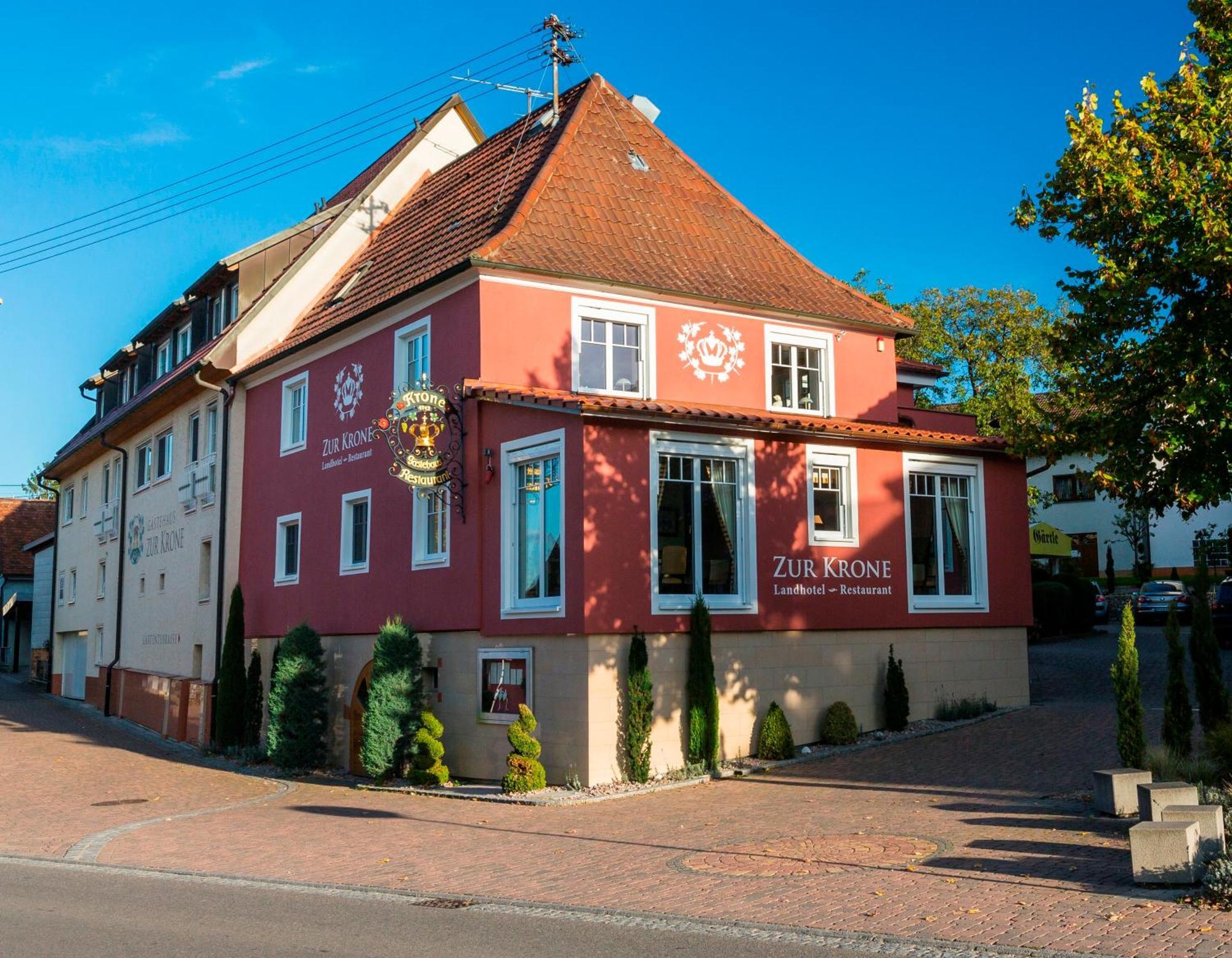 Landhotel Restaurant Zur Krone Gottenheim Exterior foto